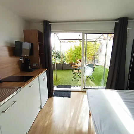 Appart'Hotel Le Clos Lassagne A Brignais - Lyon Sud Extérieur photo